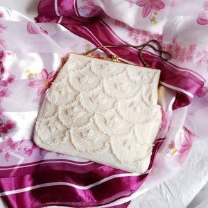 *SOLD* Walborg // VTG White Beaded Purse